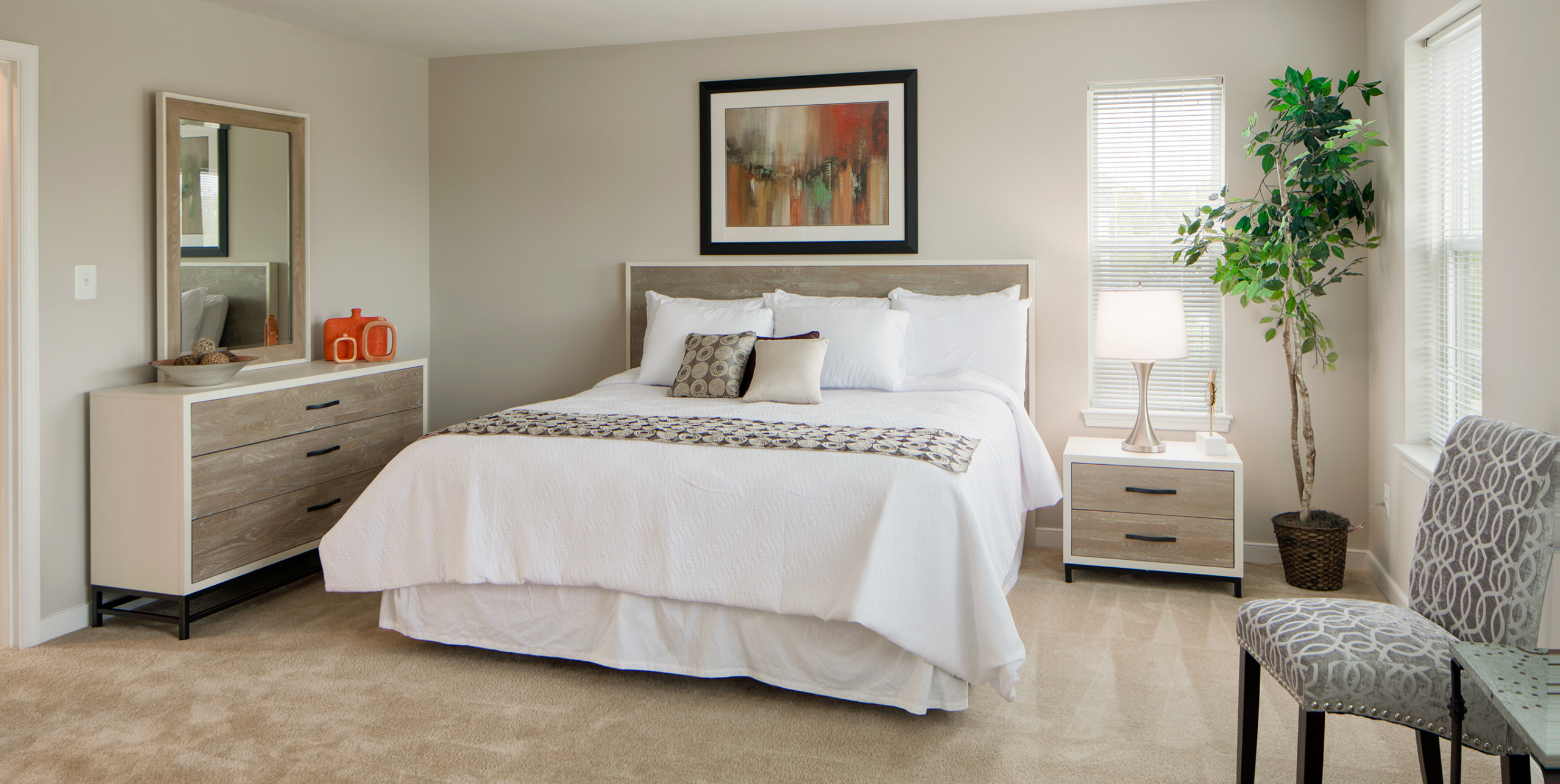The Townes at Pine Orchard bedroom