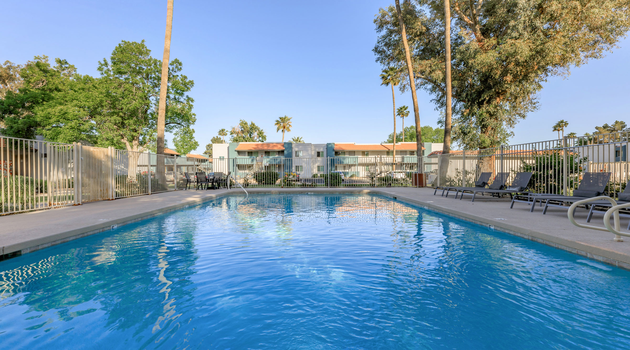 Riveria Park Pool