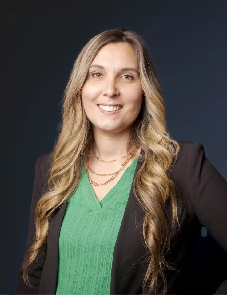 Tess Weyant portrait